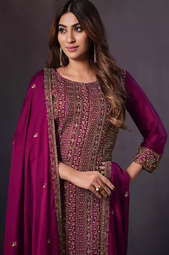 Ranipink heavy rangoli with coading sequence work unstitched suit