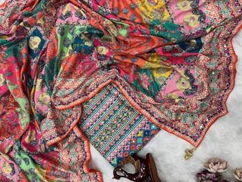 Silk Blend Saree With Print And Real Mirror Work 4