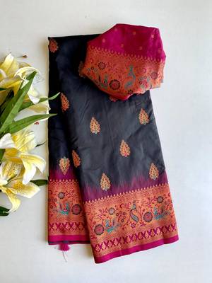 black color zari weaves and meenakari work in border having contrast pallu silk blend saree 4