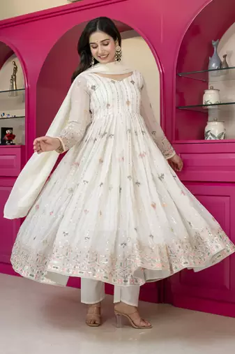 Women’s White Embroidered Anarkali Kurta Set With Dupatta & Pent
