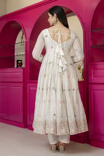 Women’s White Embroidered Anarkali Kurta Set With Dupatta & Pent
