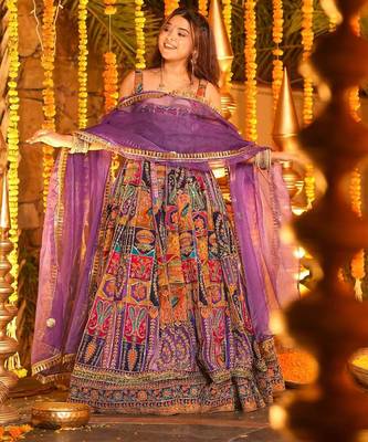 Heavy Position Print Embroidered Maxi Suit Set 3