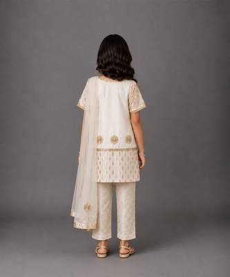 Off white embroidered chanderi cotton silk kurti set 2