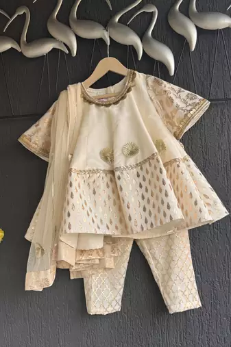 Off white embroidered chanderi cotton silk kurti set