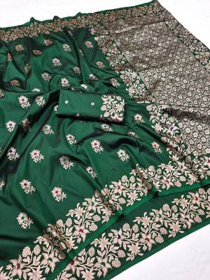Green color pure soft silk blend women's zari woven sarees 3