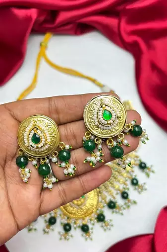 Antique Gold Green beaded Temple Necklace Set, South Indian Kundan Bridal wedding Traditional Jewelry