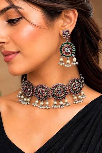 Red Green Stone Choker set, Indian Ethnic Navratri Festive necklace set with pearl danglers