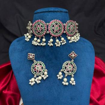 Red Green Stone Choker set, Indian Ethnic Navratri Festive necklace set with pearl danglers 3
