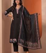 Women Ethnic Motifs Embroidered Regular Thread Work Kurta with Trousers & With Dupatta