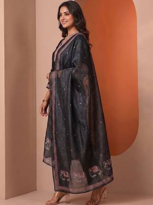 Women Ethnic Motifs Embroidered Regular Thread Work Kurta with Trousers & With Dupatta 2