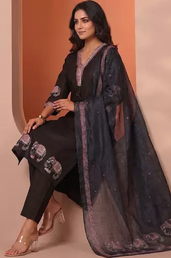 Women Ethnic Motifs Embroidered Regular Thread Work Kurta with Trousers & With Dupatta