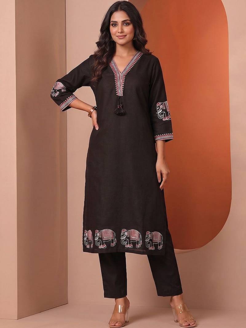 Women Ethnic Motifs Embroidered Regular Thread Work Kurta with Trousers & With Dupatta