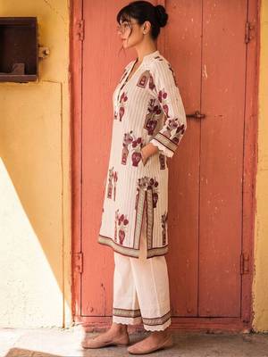 Cotton Floral Printed Straight Kurta With Lace Detailed Palazzo Set 2
