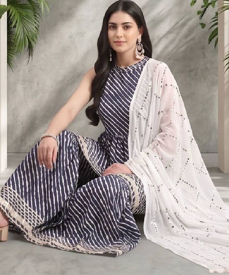 Women Printed Regular Sequinned Kurta with Sharara & With Dupatta