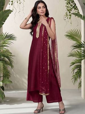 Women Ethnic Motifs Embroidered Regular Kurta with Palazzos & With Dupatta 7