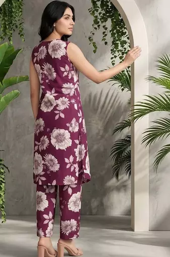 Women Floral Printed Regular Pure Cotton Kurta with Trousers