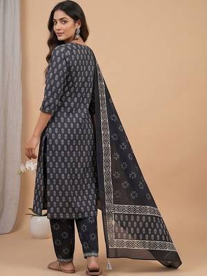 Women Ethnic Motifs Printed Regular Kurta with Trousers & With Dupatta 2
