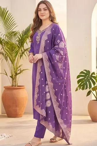 Women Ethnic Motifs Embroidered Regular Thread Work Kurta with Trousers & With Dupatta