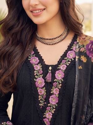 Women Floral Embroidered Pure Cotton Kurta with Trousers & With Dupatta 6