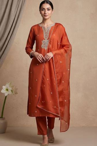 Women Ethnic Motifs Embroidered Regular Thread Work Kurta with Trousers & With Dupatta