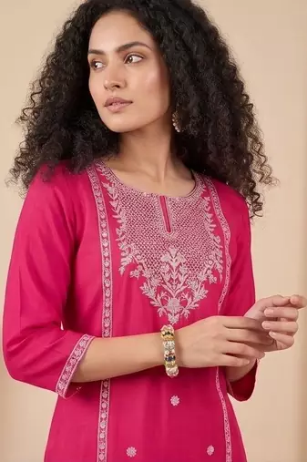 Women Ethnic Motifs Embroidered Regular Thread Work Kurta with Trousers & With Dupatta