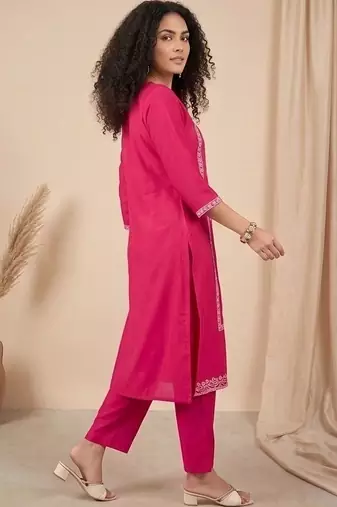 Women Ethnic Motifs Embroidered Regular Thread Work Kurta with Trousers & With Dupatta