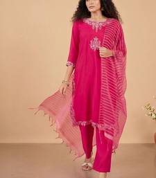 Women Ethnic Motifs Embroidered Regular Thread Work Kurta with Trousers & With Dupatta