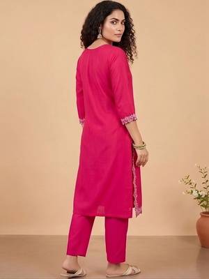 Women Ethnic Motifs Embroidered Regular Thread Work Kurta with Trousers & With Dupatta 3