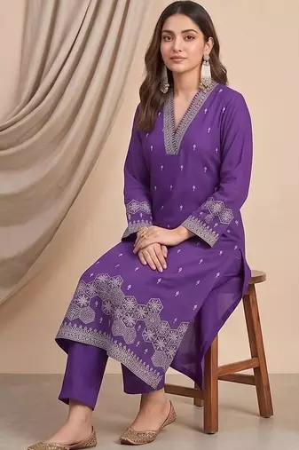 Women Ethnic Motifs Embroidered Regular Thread Work Kurta with Trousers & With Dupatta