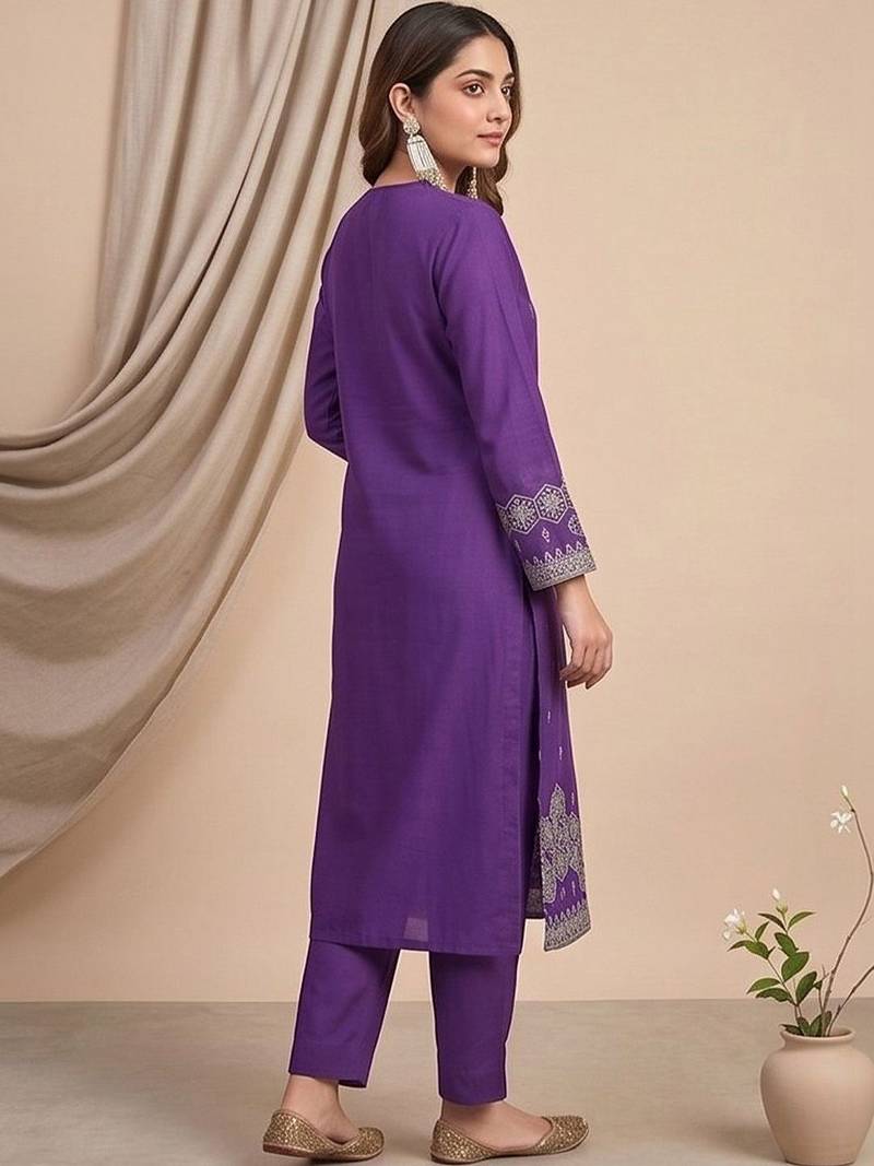 Women Ethnic Motifs Embroidered Regular Thread Work Kurta with Trousers & With Dupatta