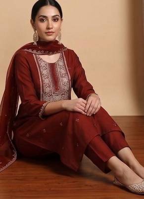 Women Ethnic Motifs Embroidered Regular Thread Work Kurta with Trousers & With Dupatta 5