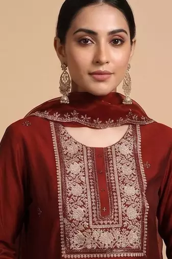 Women Ethnic Motifs Embroidered Regular Thread Work Kurta with Trousers & With Dupatta