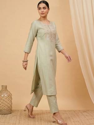 Women Ethnic Motifs Embroidered Regular Thread Work Kurta with Trousers & With Dupatta 2
