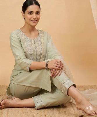 Women Ethnic Motifs Embroidered Regular Thread Work Kurta with Trousers & With Dupatta 7