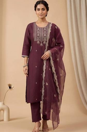 Women Ethnic Motifs Embroidered Regular Thread Work Kurta with Trousers & With Dupatta