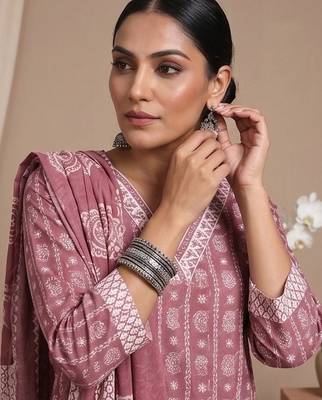 Women Ethnic Motifs Printed Regular Kurta with Trousers & With Dupatta 2