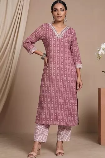 Women Ethnic Motifs Printed Regular Kurta with Trousers & With Dupatta