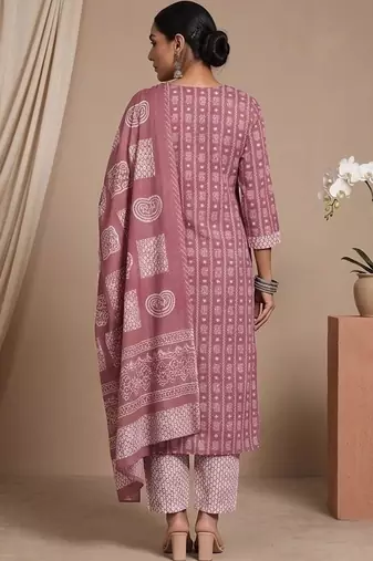 Women Ethnic Motifs Printed Regular Kurta with Trousers & With Dupatta