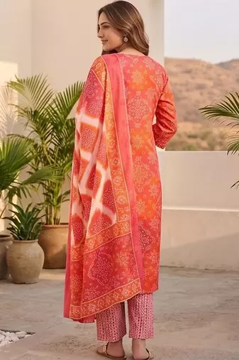 Women Ethnic Motifs Printed Regular Kurta with Trousers & With Dupatta