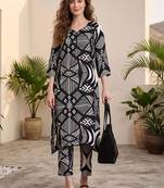 Women Printed Regular Kurta with Trousers