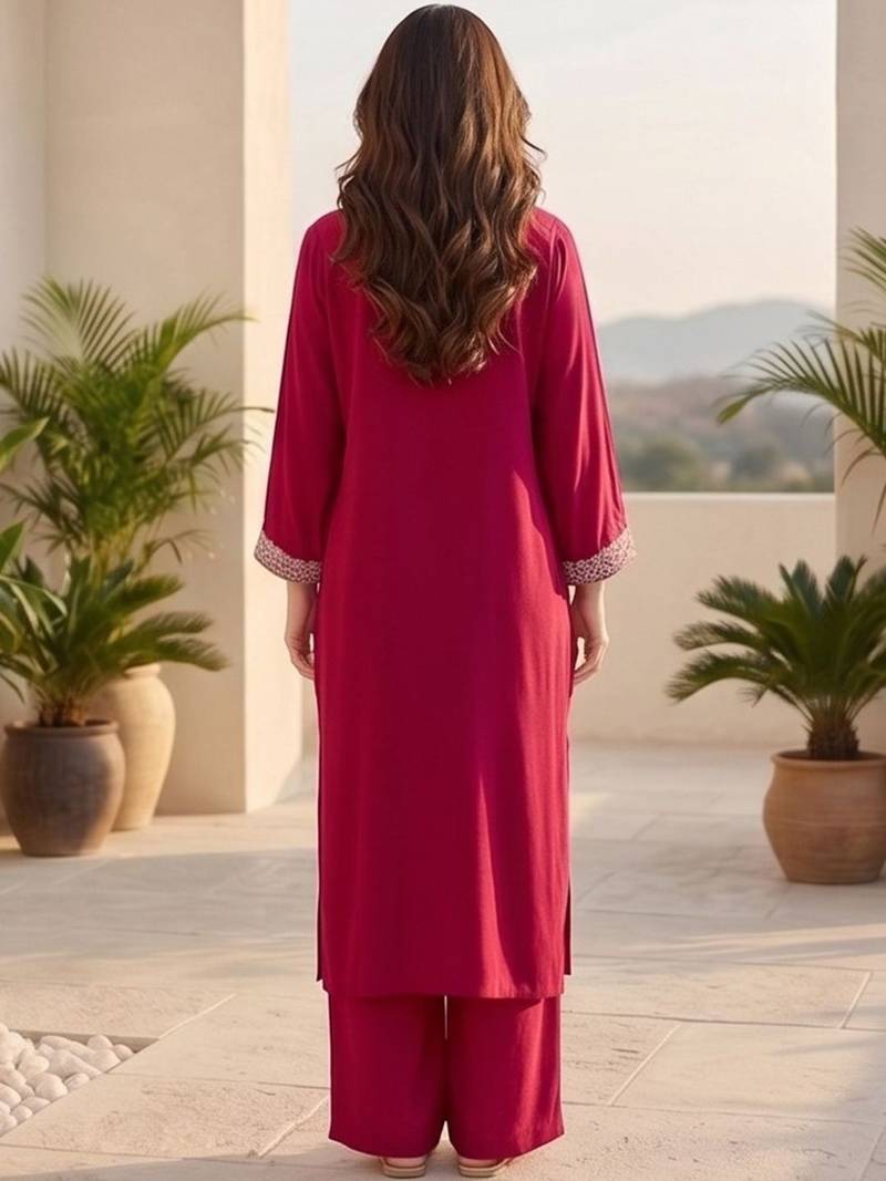 Women Ethnic Motifs Embroidered Regular Thread Work Kurta with Trousers