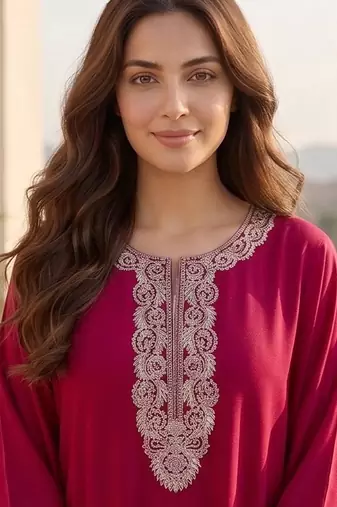 Women Ethnic Motifs Embroidered Regular Thread Work Kurta with Trousers