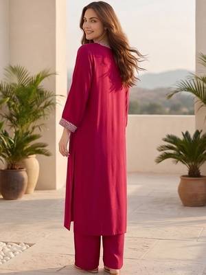 Women Ethnic Motifs Embroidered Regular Thread Work Kurta with Trousers 6
