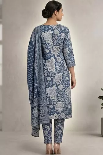 Women Floral Printed Regular Kurta with Trousers & With Dupatta