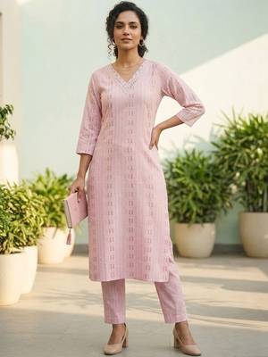 Women Printed Regular Thread Work Kurta with Trousers 5