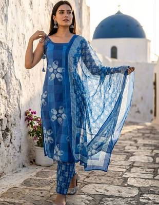 Women Ethnic Motifs Printed Regular Kurta with Trousers & With Dupatta 1