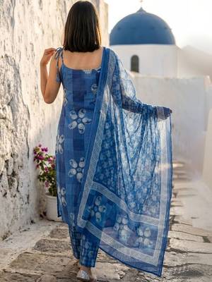 Women Ethnic Motifs Printed Regular Kurta with Trousers & With Dupatta 5