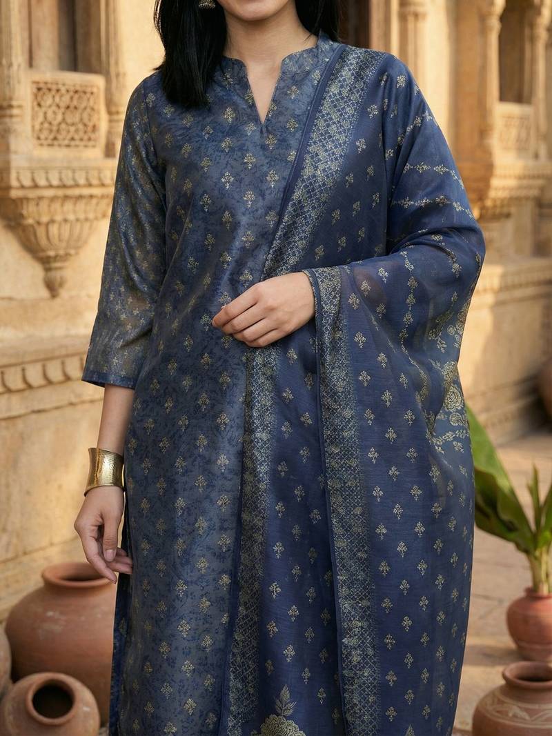 Women Floral Printed Regular Chanderi Silk Kurta with Trousers & With Dupatta