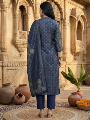 Women Floral Printed Regular Chanderi Silk Kurta with Trousers & With Dupatta 5