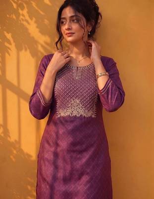Women Ethnic Motifs Embroidered Regular Gotta Patti Kurta with Trousers & With Dupatta 3